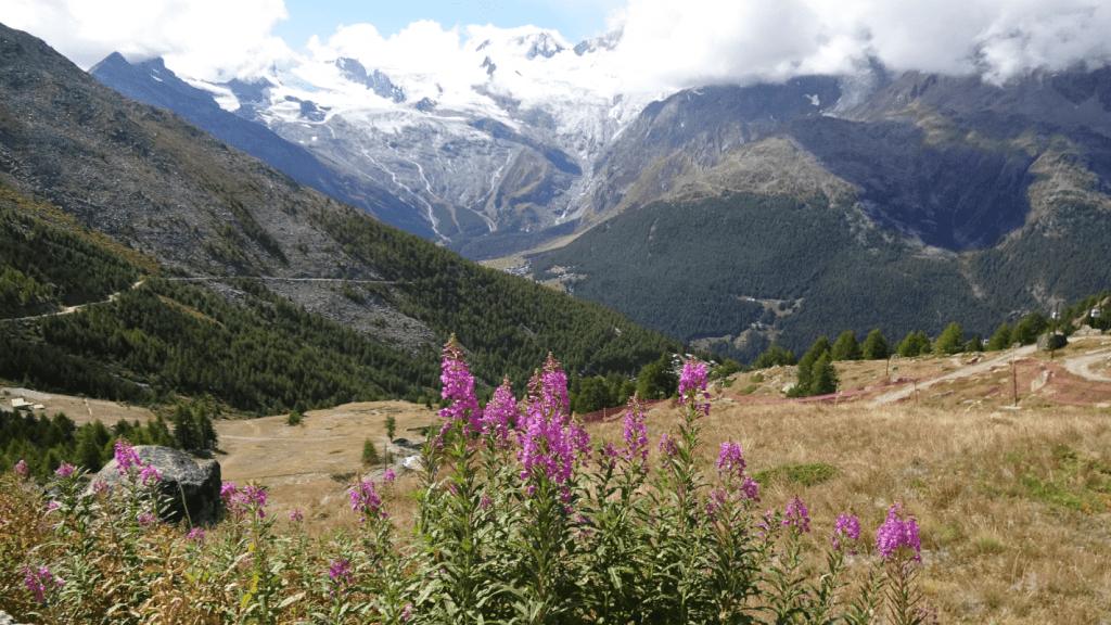 Hosaas en Kreuzboden alpen zwitserland Saastal