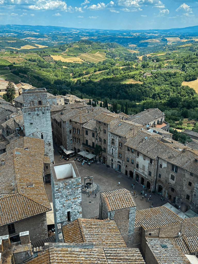 Het kleine San Gimignano in Italië