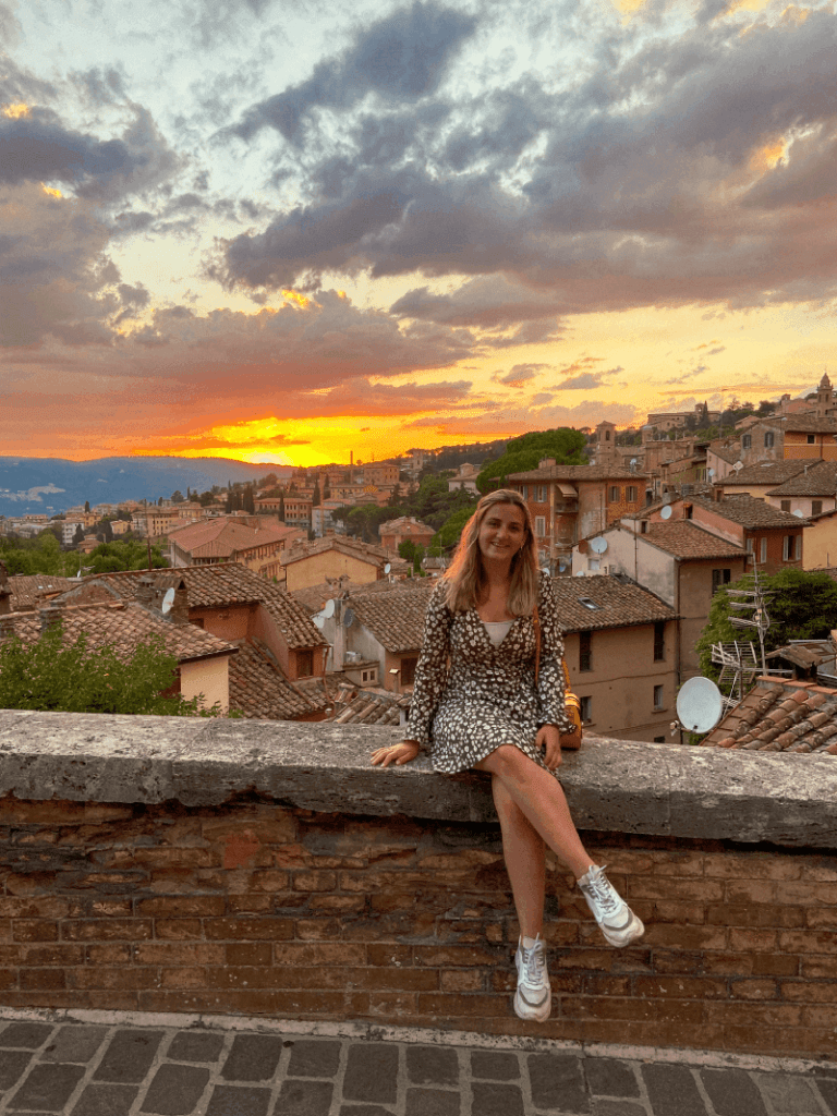 Perugia bij zonsondergang
