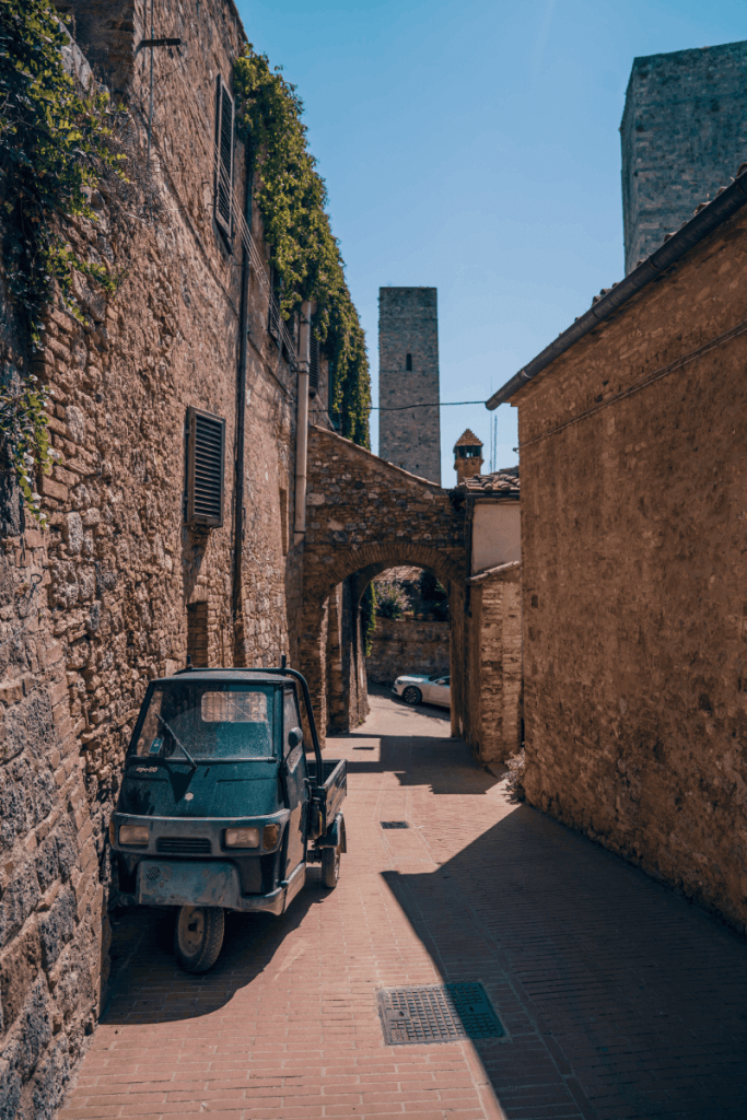 Straatje in San Gimignano