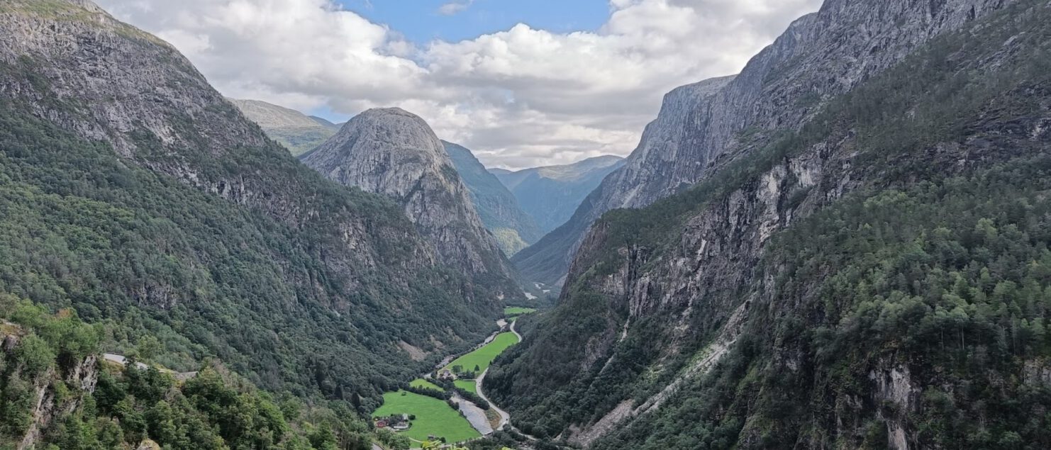 Doen in Vestland Noorwegen fjorden