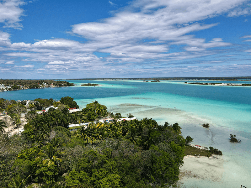 Uitzicht over de Lagune van Bacalar