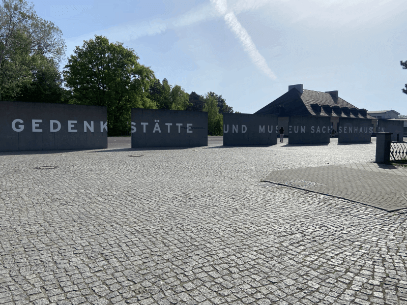 Voorkant van Sachsenhausen