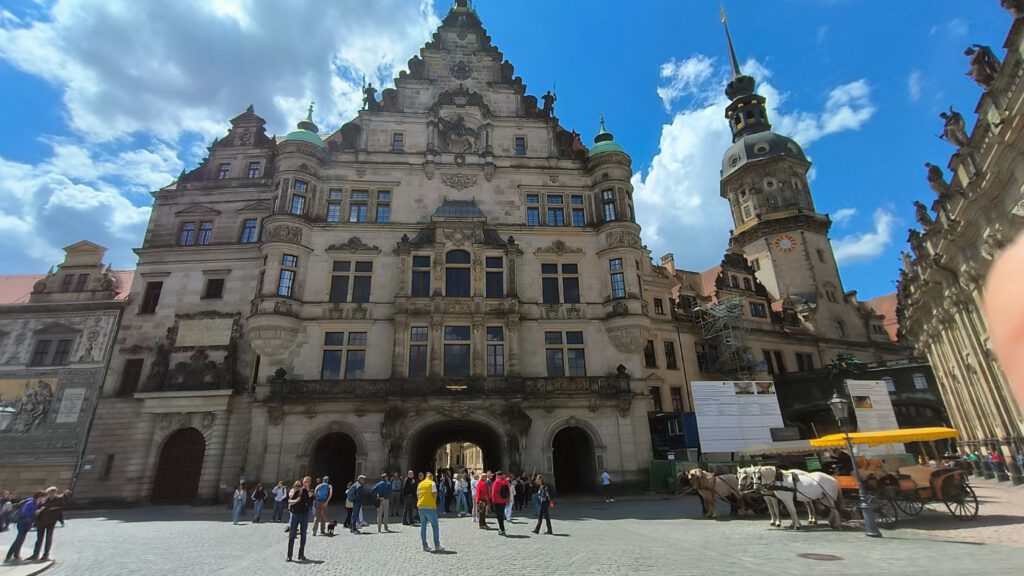 Dresden entree van de stad